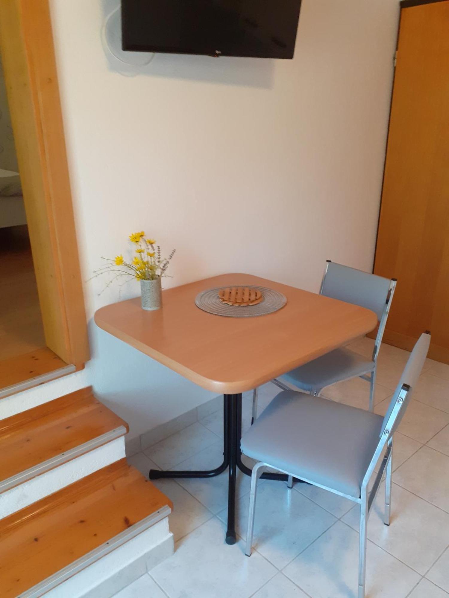 Guesthouse Apartment Bozica Bol Dış mekan fotoğraf