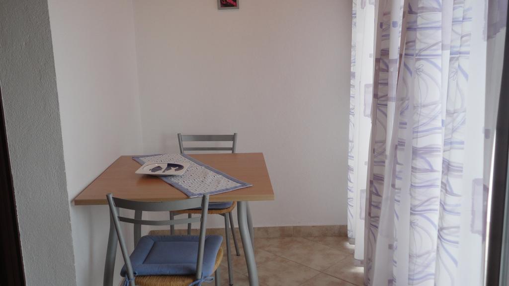 Guesthouse Apartment Bozica Bol Dış mekan fotoğraf