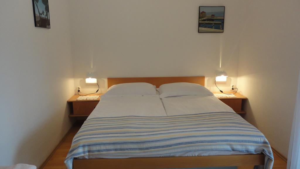 Guesthouse Apartment Bozica Bol Dış mekan fotoğraf